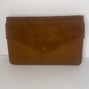 Brown 🟫 faux suede/faux leather crossbody from Forever21